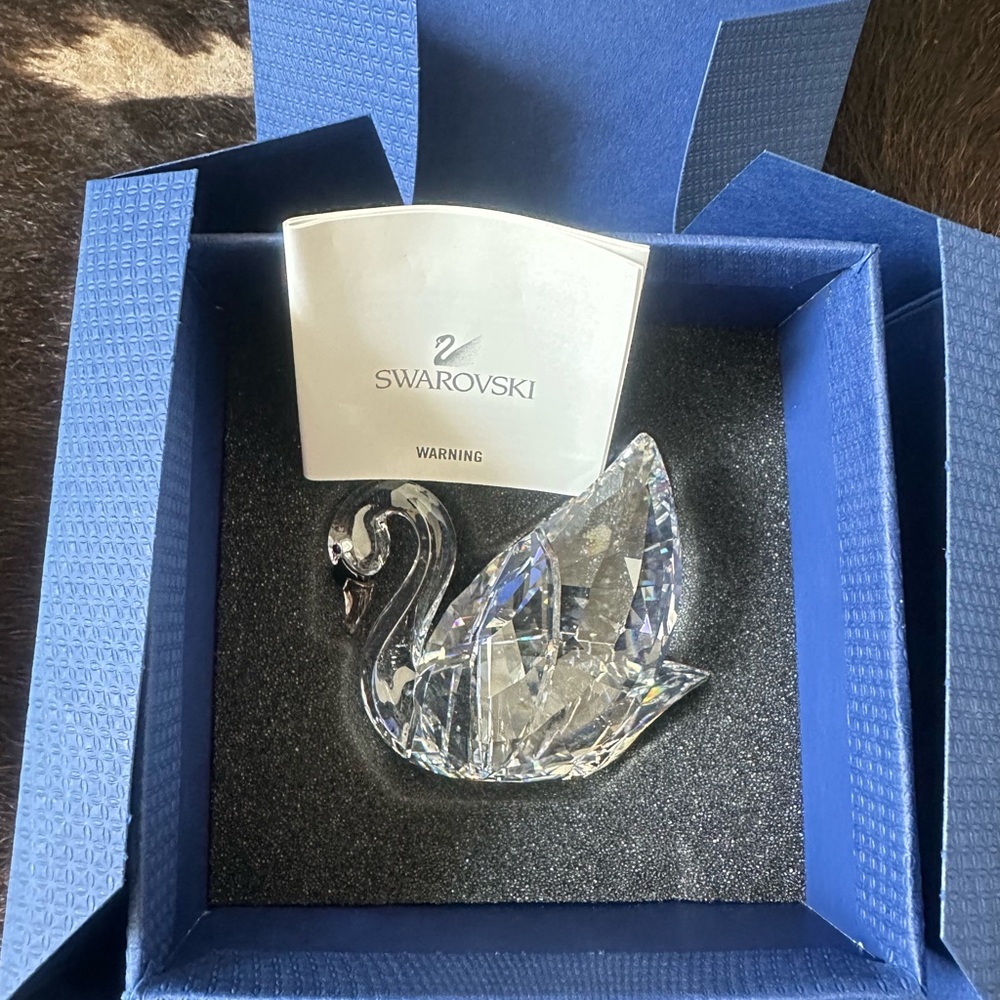 Swarovski Crystal Swan Figurine